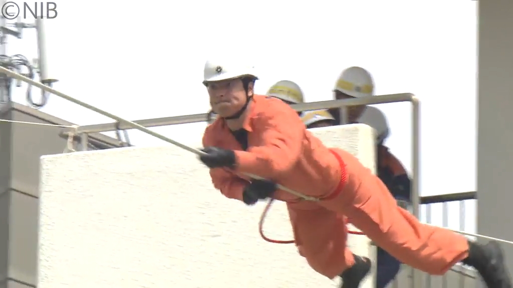 救助技術競う” 成績上位者は九州や全国の大会に「県消防救助技術指導