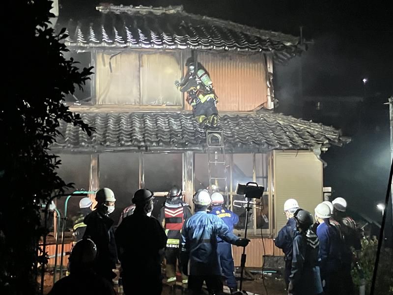【続報】雲仙市小浜町の住宅火災　約1時間後に鎮火