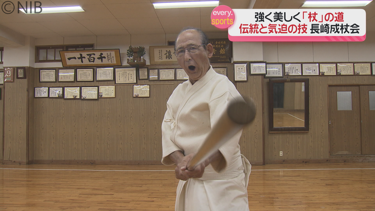 2ページ目 強く美しく“杖”の道「目的は攻撃よりも相手を制圧」日本古来