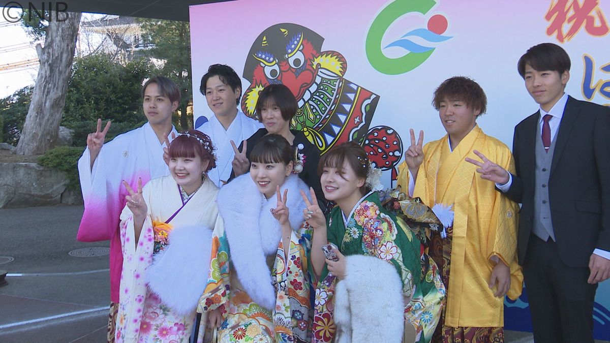晴れ着姿で大人としての決意を新たに「はたちの集い」 節目を祝う式典が五島市で開催《長崎》