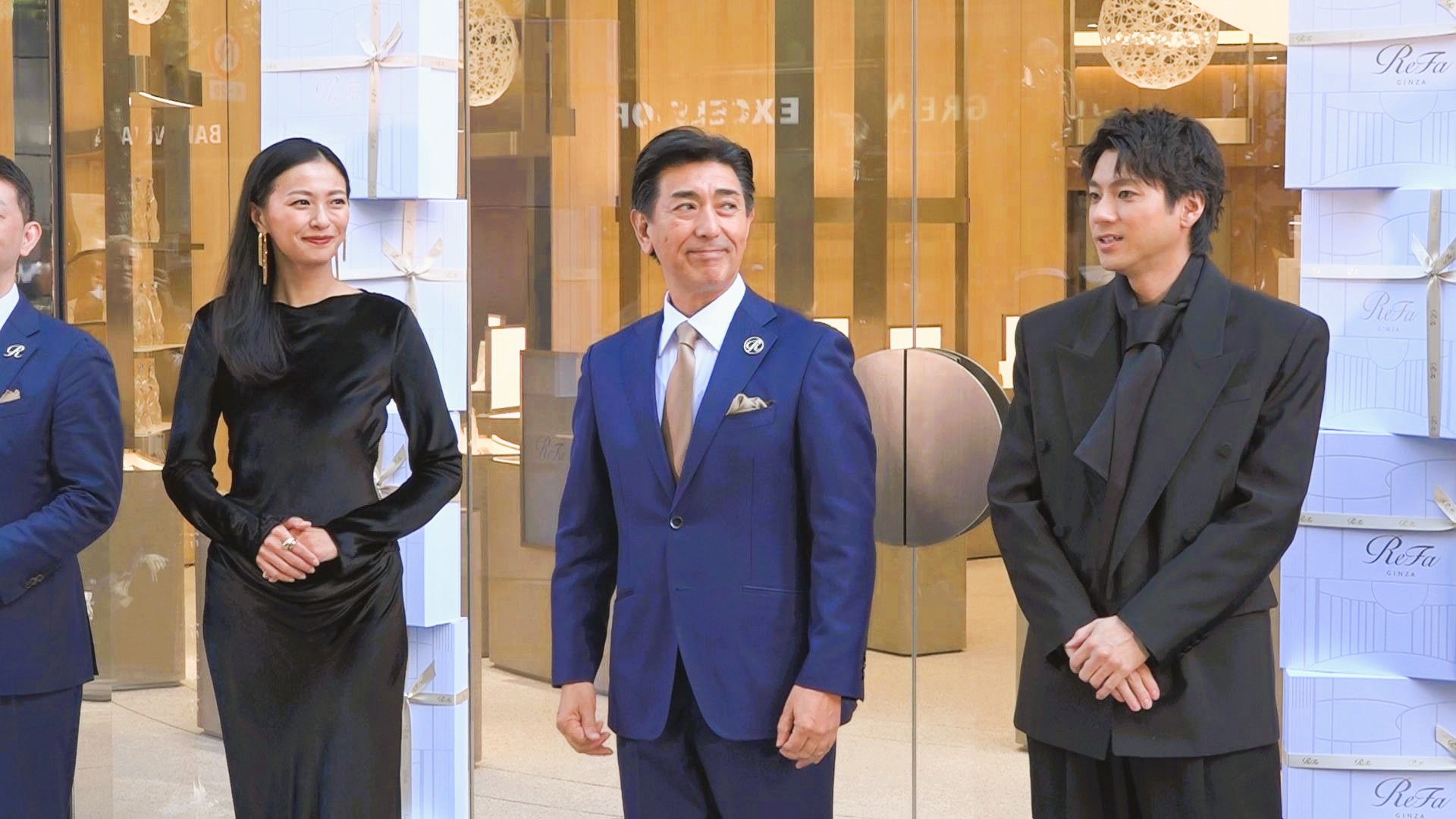 五島市出身の社長「ReFa GINZA」オープン 世界最速で最新アイテムを
