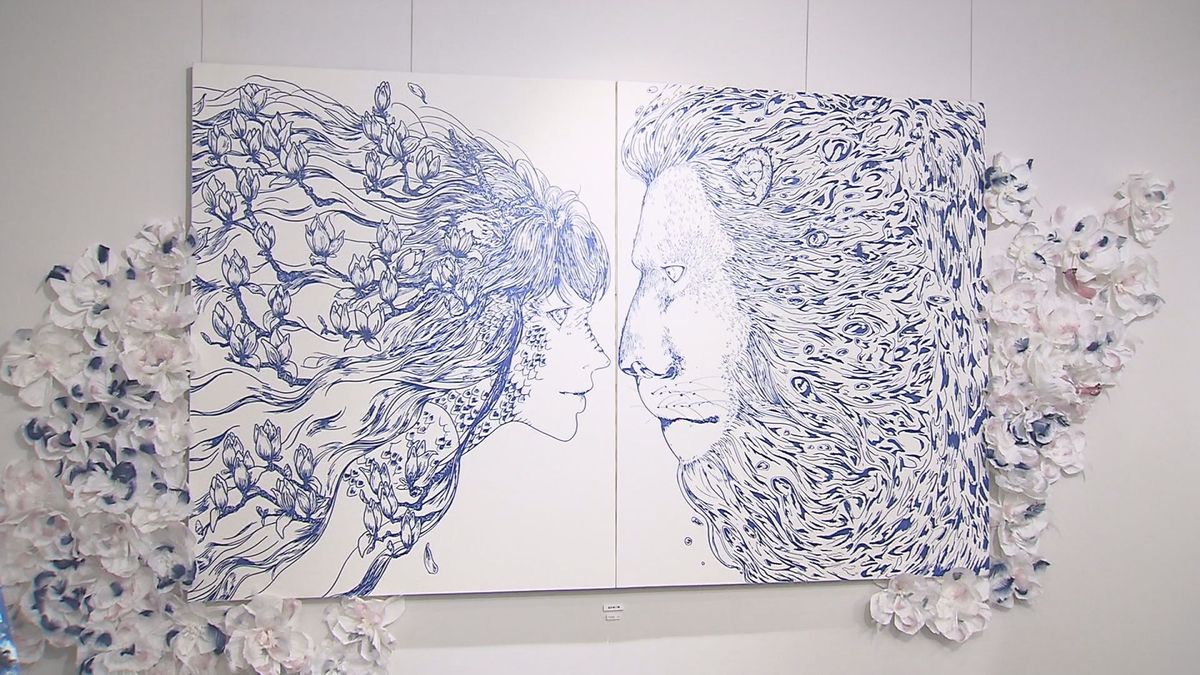 ボールペンを使って独自の世界観を生み出す米子市在住の画家・青已はなねさんの作品展　「青はゼロの表現　元気なときもかなしいときも寄り添えるような色」　鳥取県境港市　
