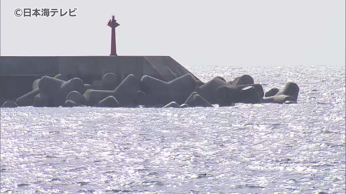 イカ釣りにでかけ行方不明の男性(52) 十六島漁港近くで遺体で見つかる 付近には釣り竿とクーラーボックスが
