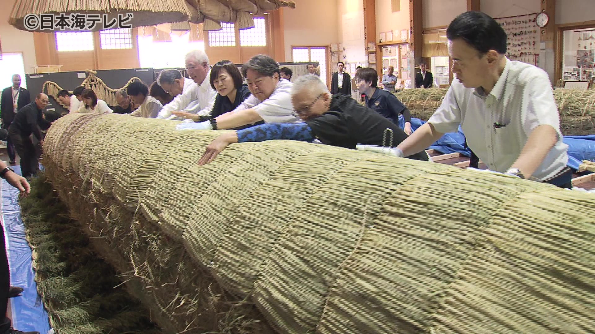持続可能な地域づくりの参考に 林総務相が雲南市の買い物等の支援施設