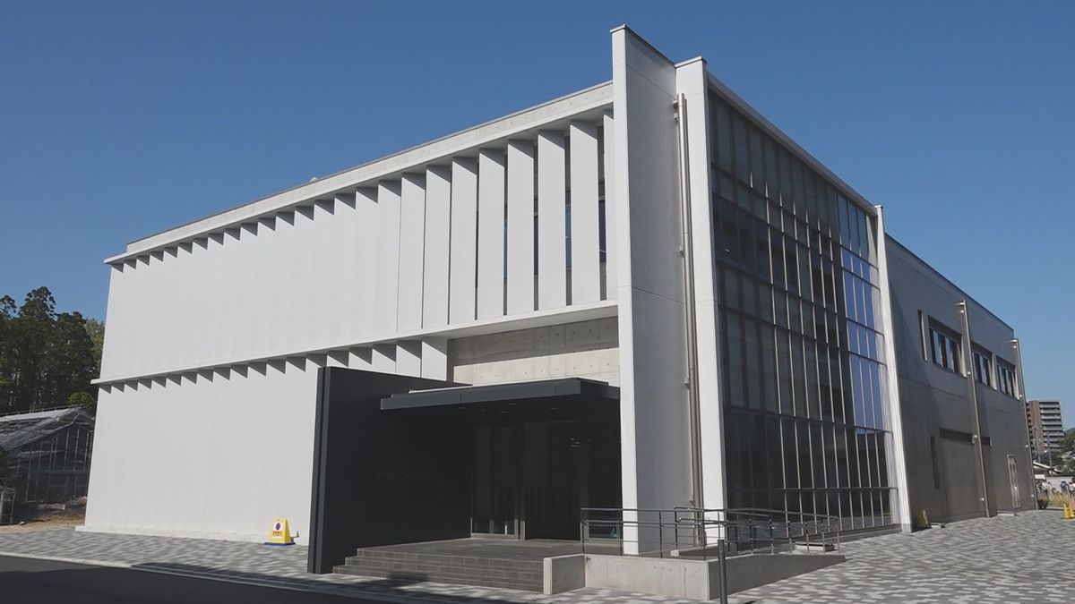 島根大学「材料エネルギー学部」の学部棟が完成　最先端の研究機器が導入　地元の産業界を支える人材を育成し地域振興につなげる　島根県