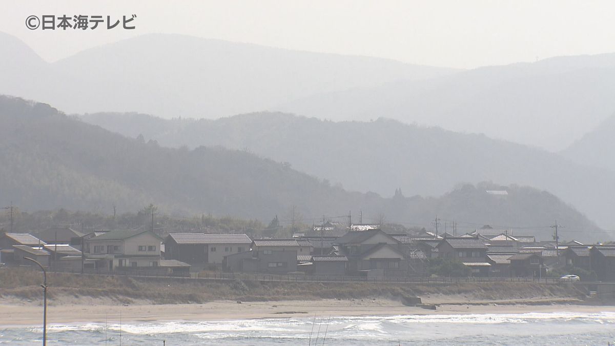 全国的によく晴れるも　山陰両県では今年初めて黄砂を観測　マスクを着用するなど喉や鼻のケアに注意