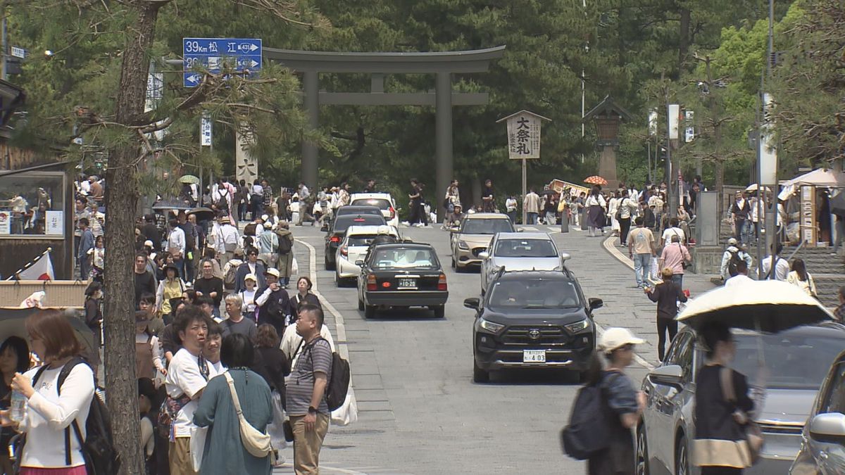ゴールデンウィークも終盤　4連休の初日となった土曜日　出雲大社周辺は多くの観光客でにぎわい　土産物店「うれしいなんかホッとした」