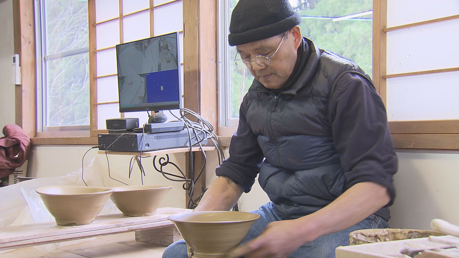 工芸品を使う時に誰が作ったか、どういう人の手を経てきたかを想像する