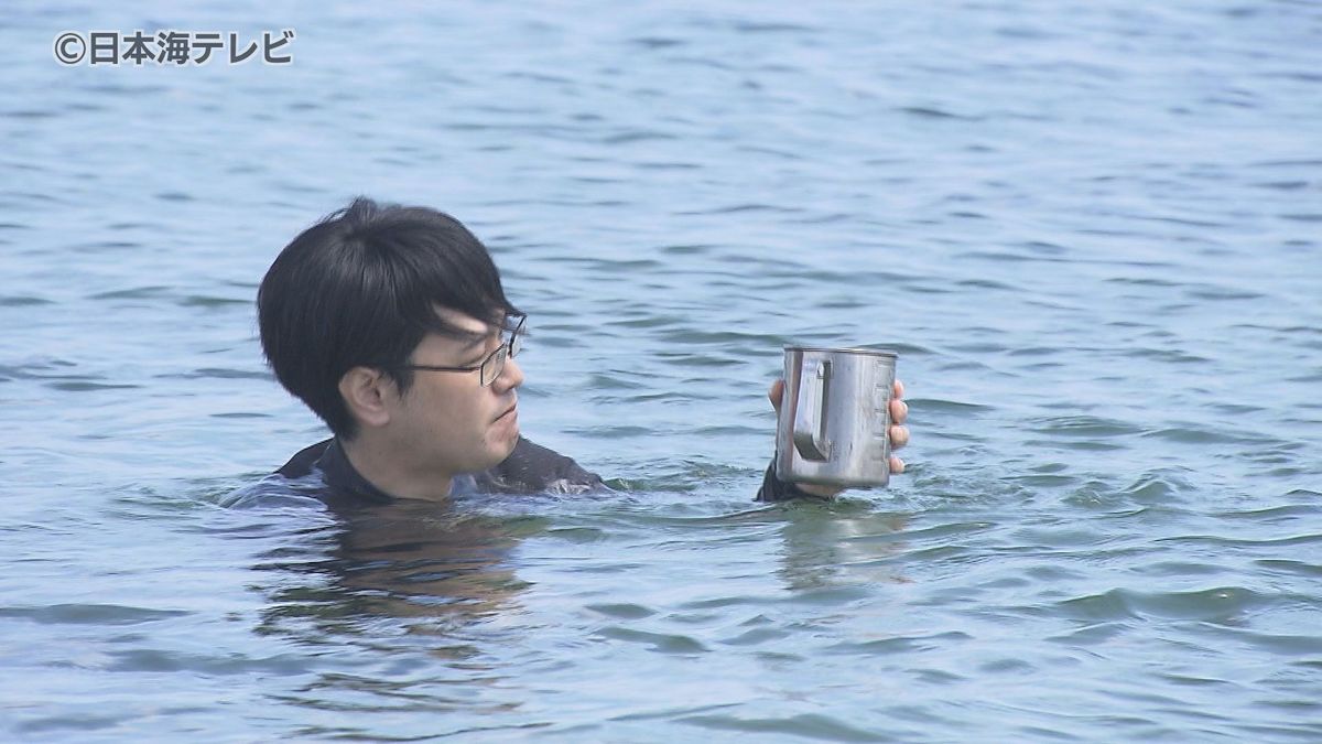 海水浴シーズンにむけて　水質調査を実施　「県民の皆さんに安心して海水浴を楽しんでいただけたら」　鳥取県