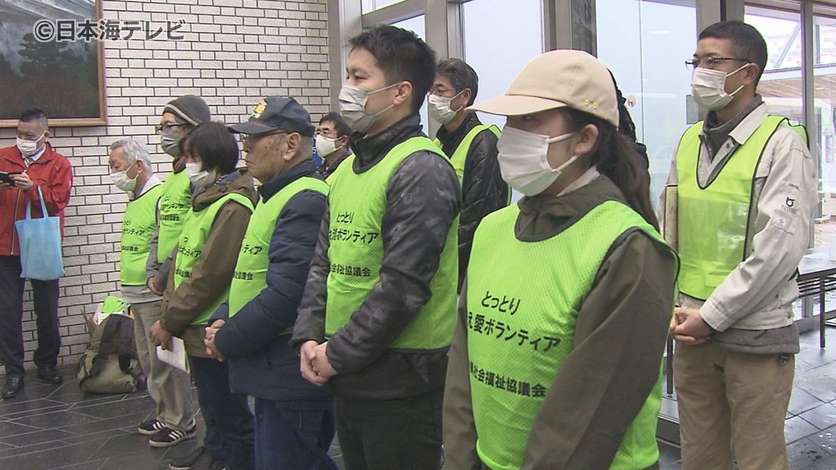 能登半島地震から2か月　ボランティア隊が石川県志賀町へ出発　「心から頑張って活動したい」　鳥取県