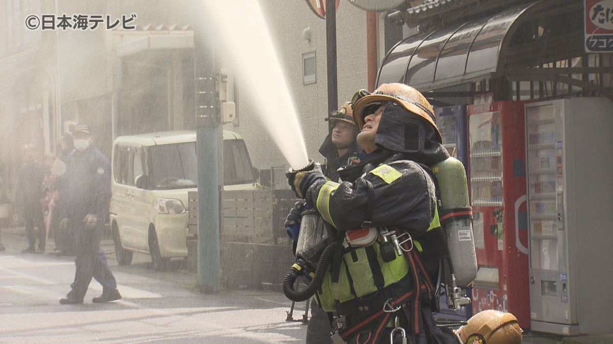 「万が一の際、安全の確保、誘導というものが 大事だなと」　老舗旅館で消防訓練　鳥取県岩美町