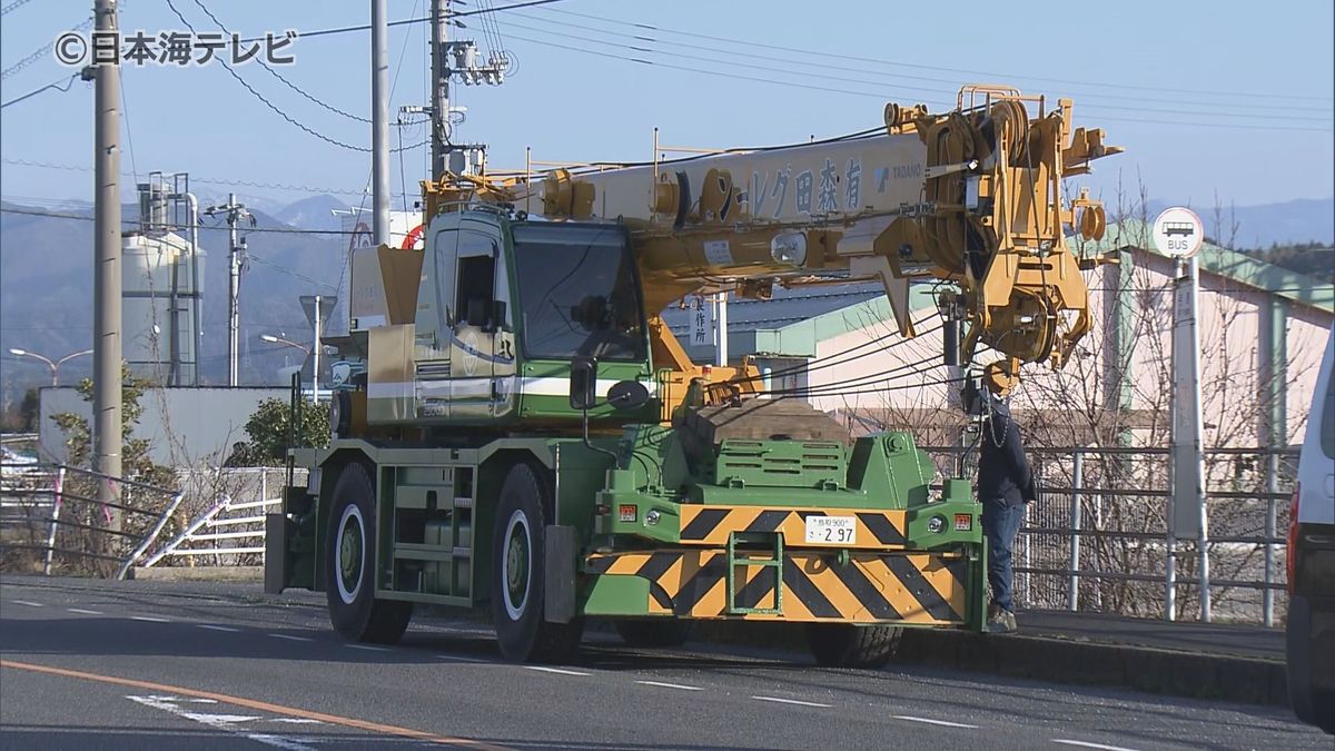 【続報】高齢女性が死亡　大型クレーン車が女性をはねる　鳥取県北栄町