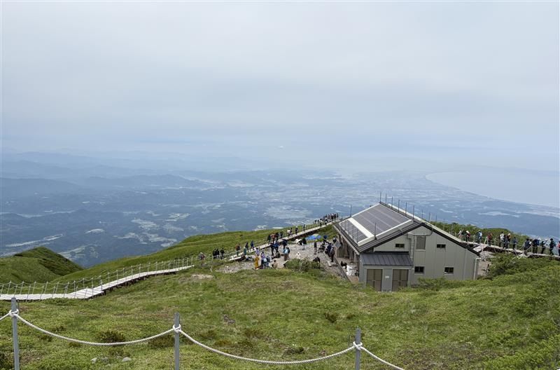 中国地方最高峰 大山で夏山開き 鳥取県大山町