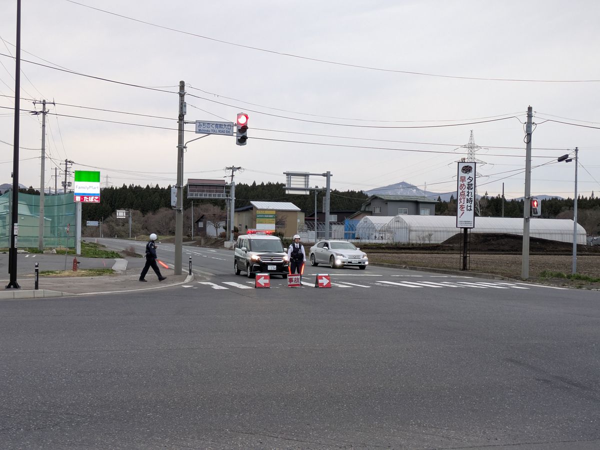 【速報】みちのく有料道路が事故で全線通行止め 複数人搬送