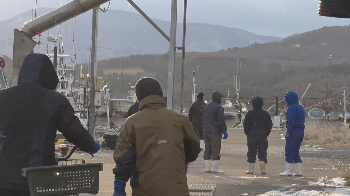 【続報】マグロ漁船転覆で役場職員も参加し船長の捜索続く　大間町長がコメント「本当に見つかって欲しい」