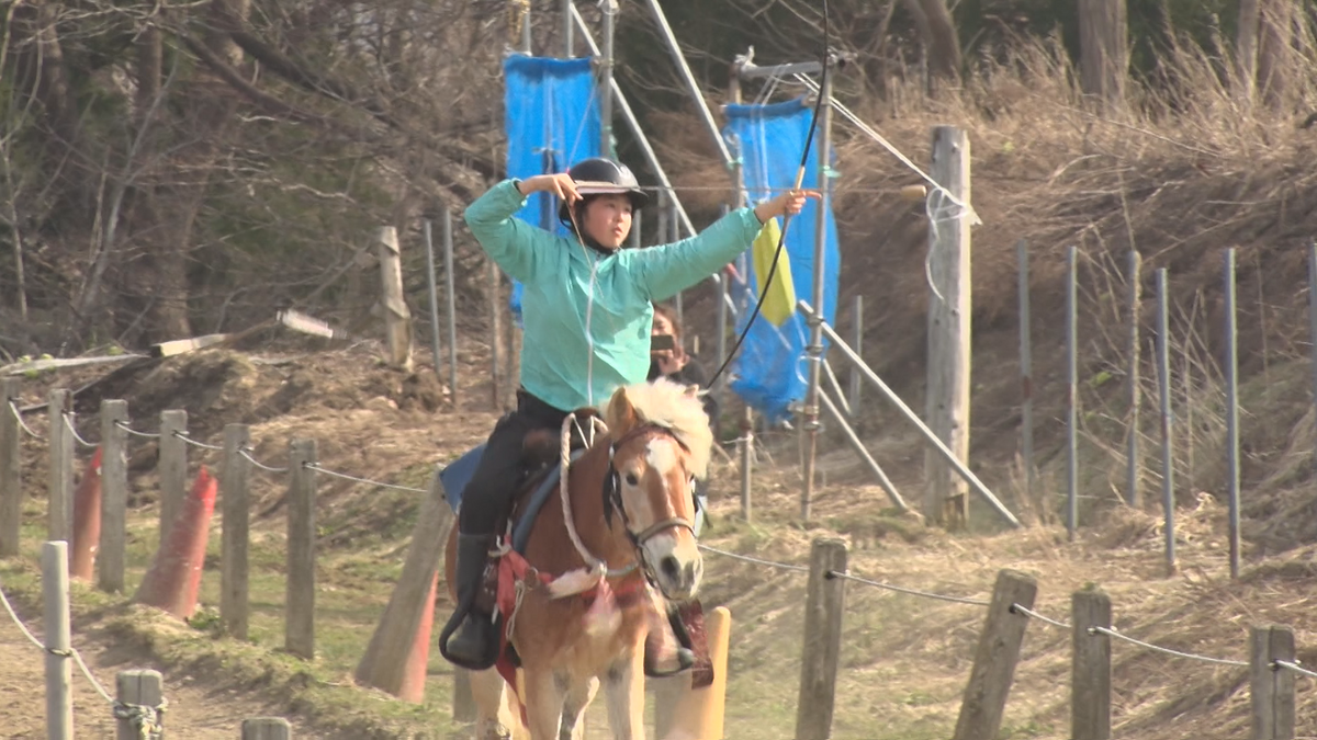 jc 抜ける 桜流鏑馬」のために移住した女子中学生 同世代のライバルと高めあい“夢”を射抜けるか！？ 青森県十和田市（2025年4月17日掲載）｜青森放送NEWS  NNN
