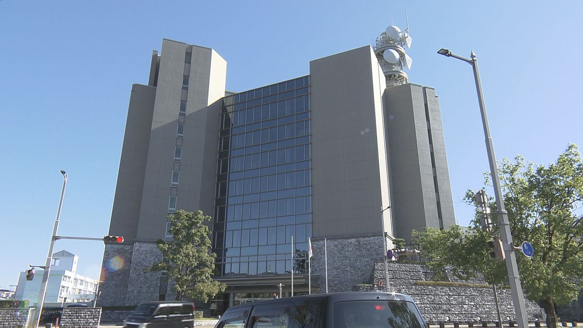所得税還付詐欺で男女10人逮捕