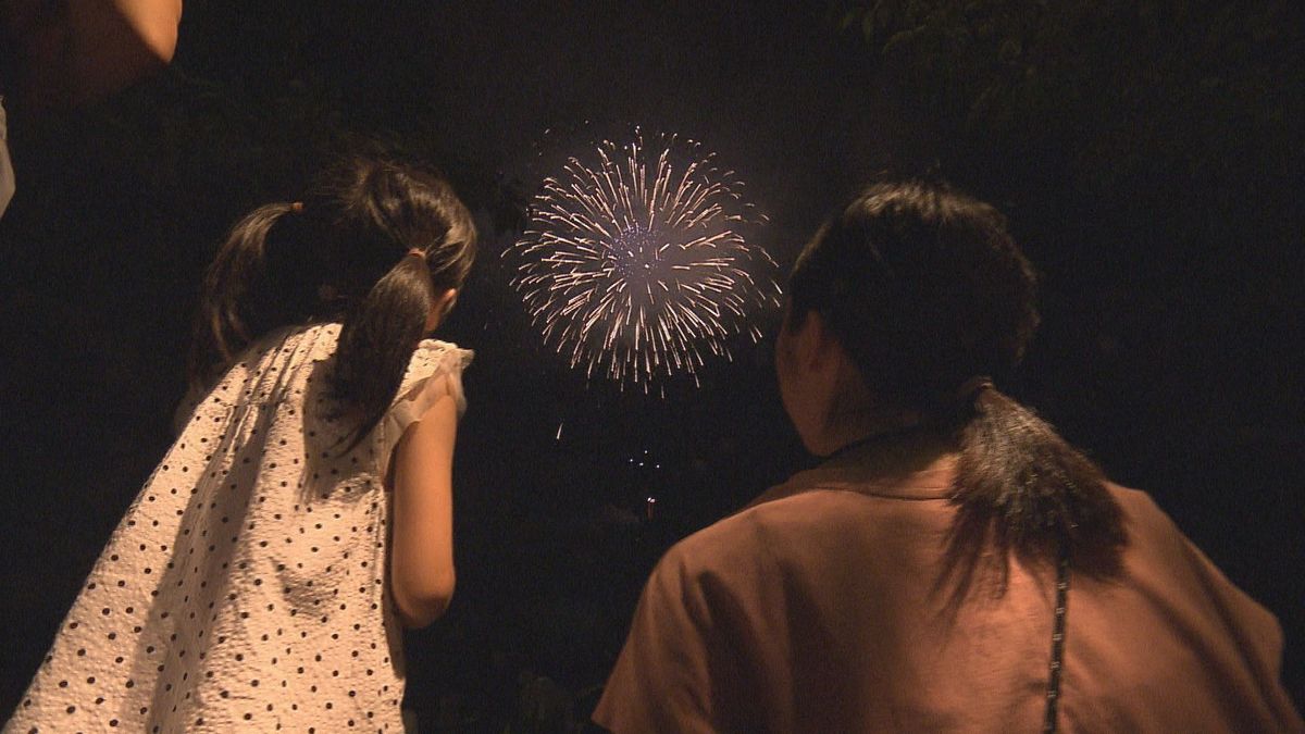 今年の高知市納涼花火大会 15分前倒しして午後7時45分からに【高知】