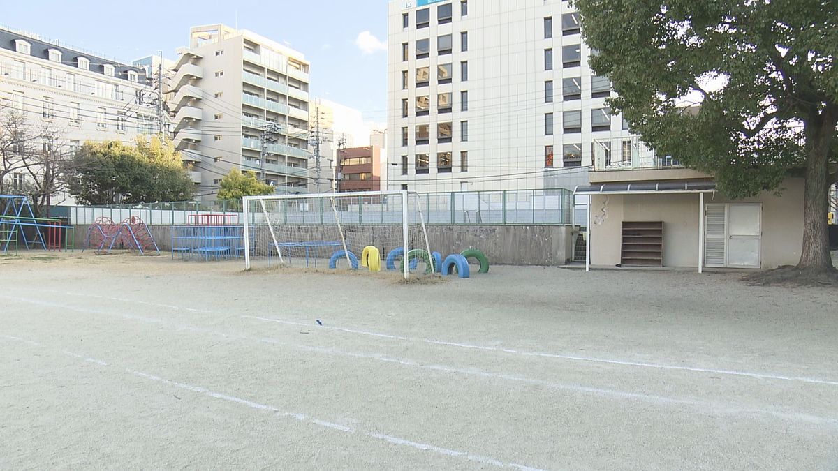 土砂崩れで倒壊の「愚陀佛庵」 松山市の番町小プール跡地に再建へ