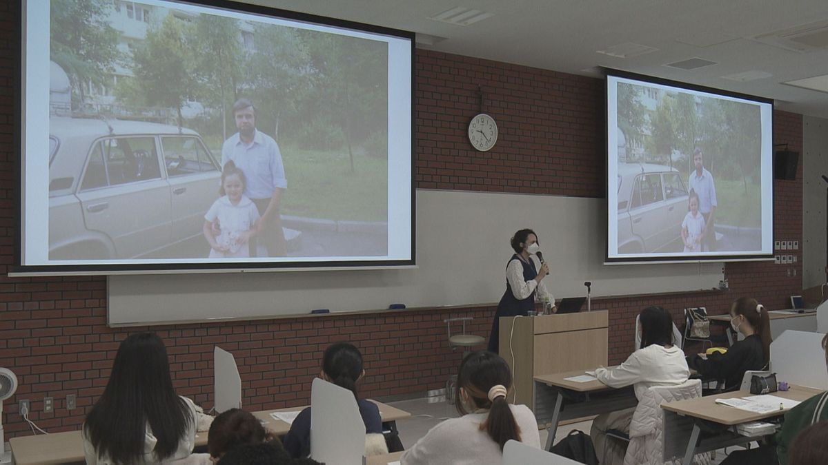 聖カタリナ大学の学生への特別講義