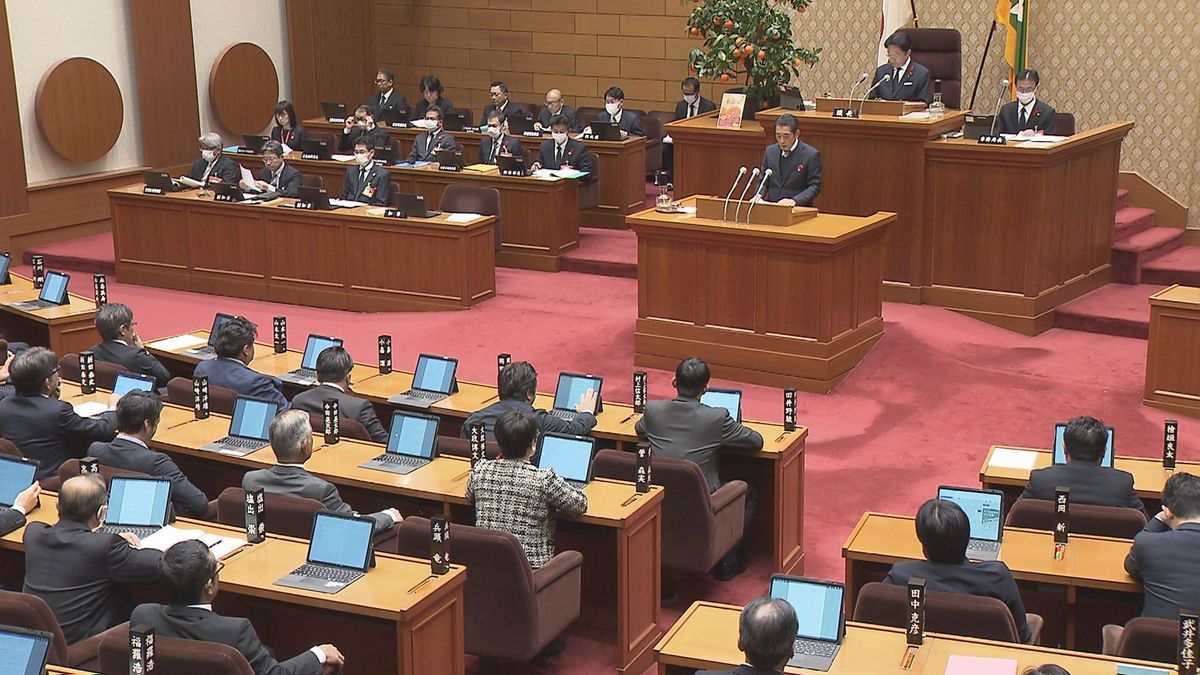 愛媛県12月補正予算案 公立小中での情報端末の更新費や職員の給与引上げなど99億円余