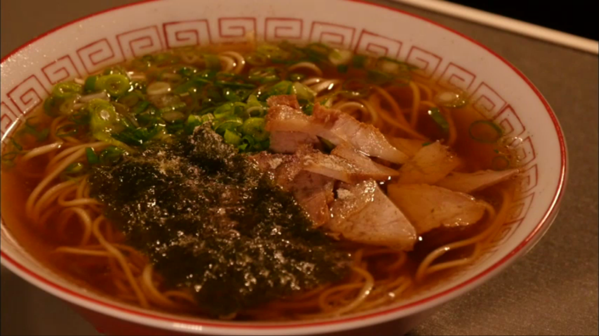 名物のしょうゆラーメン