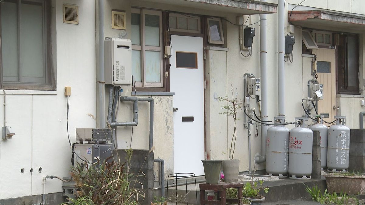 【速報】「首を刺して殺した」宇和島市で女性殺害 重要参考人の長男を殺人容疑で逮捕