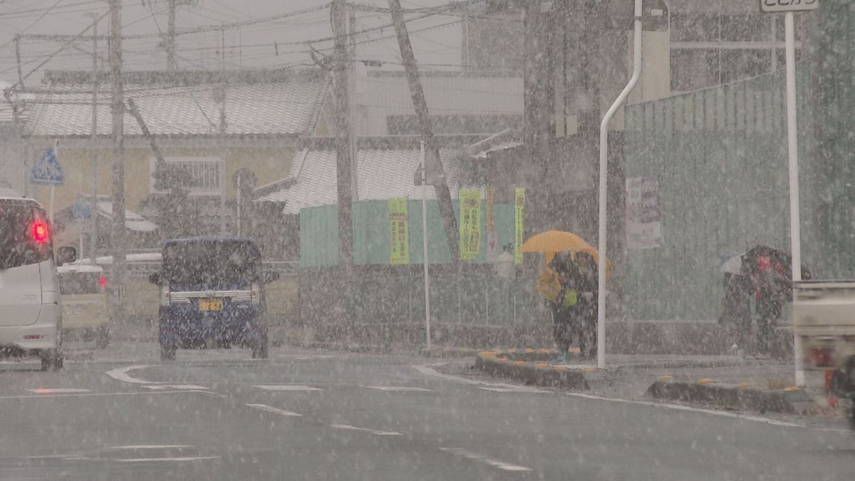 今シーズン一番の寒波到来 県内全域に風雪注意報 視界不良や路面凍結に注意【愛媛】