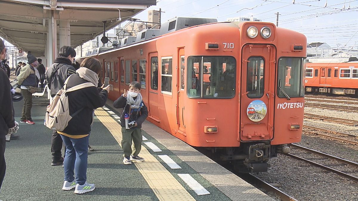 「僕たちを乗せてくれて、ありがとう」伊予鉄道の郊外電車　旧型車両のラストラン【愛媛】