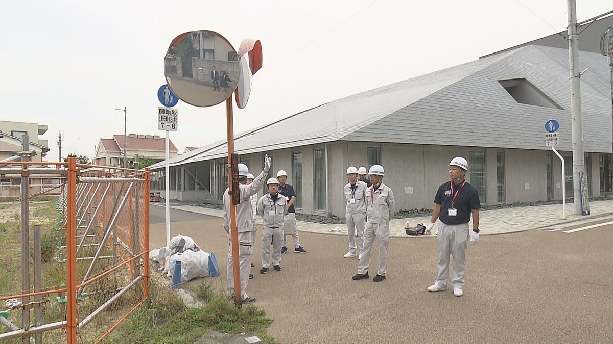 カーブミラーが倒れる事案相次ぎ緊急点検…業者に聞く“危険を見分ける”ポイントは