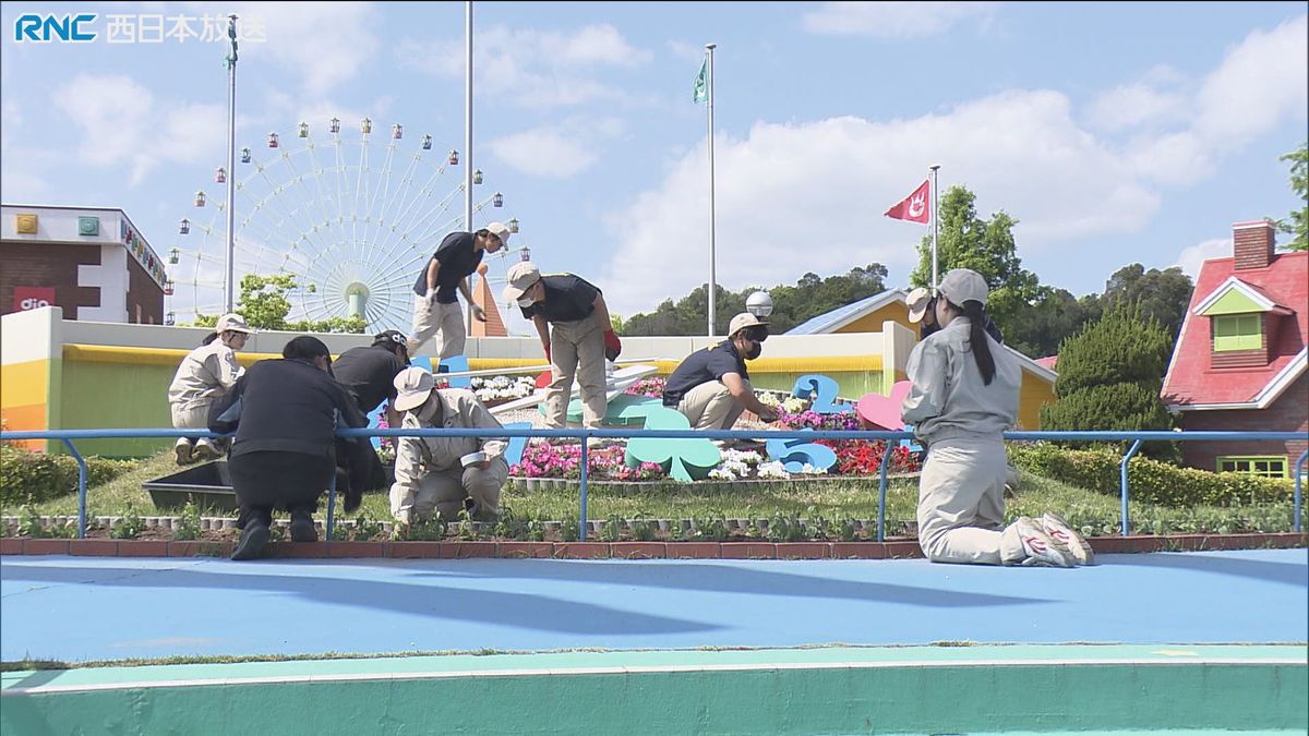 高校生が植栽実習　玉野市のテーマパークで