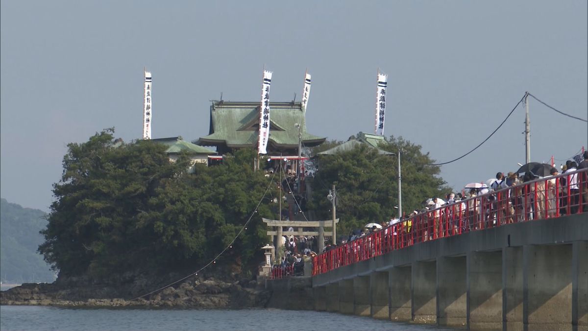 「子どもの守り神」津嶋神社 夏の例大祭　日本一営業日が短い駅も開設