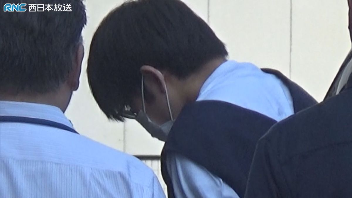 小学校で児童にわいせつ行為の教諭　起訴内容認める　教室などに盗撮用カメラ設置