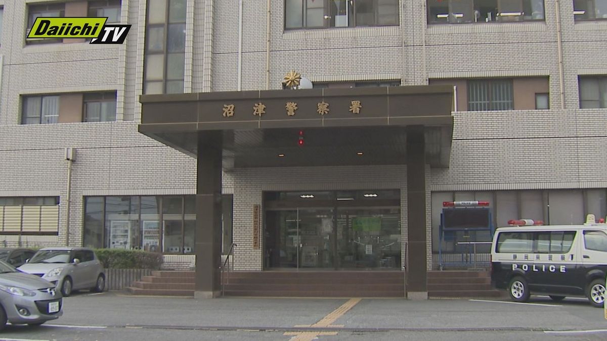 国道1号で車同士出合い頭の事故 男性死亡(静岡・沼津市)