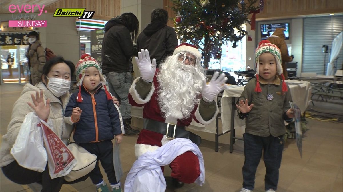 伊豆市の修善寺駅で商工会がクリスマスイベント 「楽しい町つくる」【静岡】