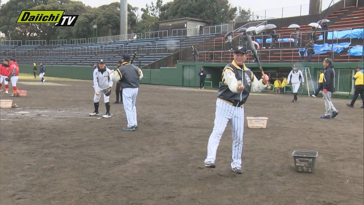 プロ野球名球会・井口資仁さんと岩瀬仁紀さんによる野球教室開催 ２０日（静岡・袋井市）