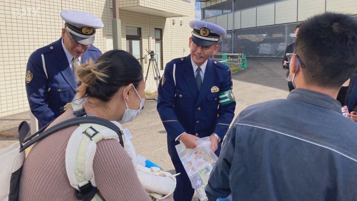 事故現場で呼びかけ