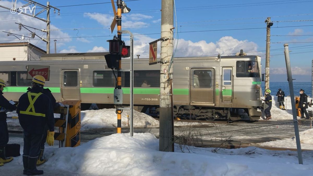 【速報】JR朝里駅の人身事故 …はねられたのは外国籍の女性・意識不明　エアポートにも影響