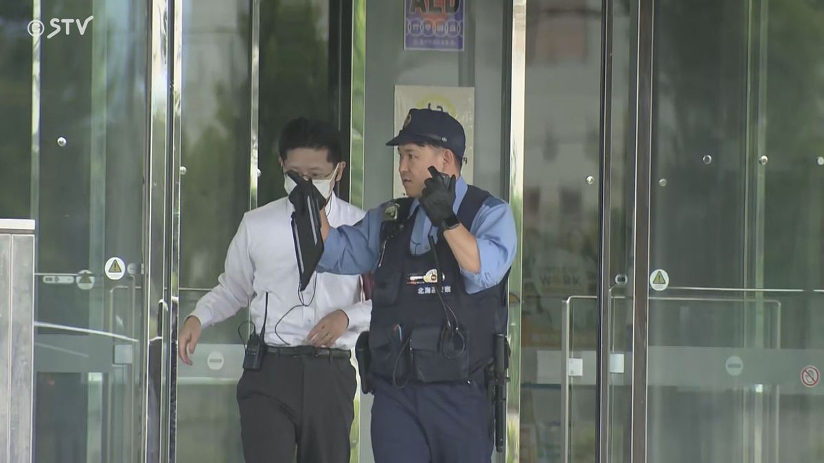 【速報】「死刑やろうが」「報われねぇぞ」廷内で男が暴れ休廷…現行犯逮捕　内田被告に懲役２７年判決（2026年6月22日掲載）｜STV NEWS NNN