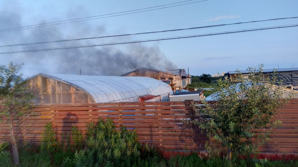 【速報】木材工場で火事　消火活動中　北海道白老町