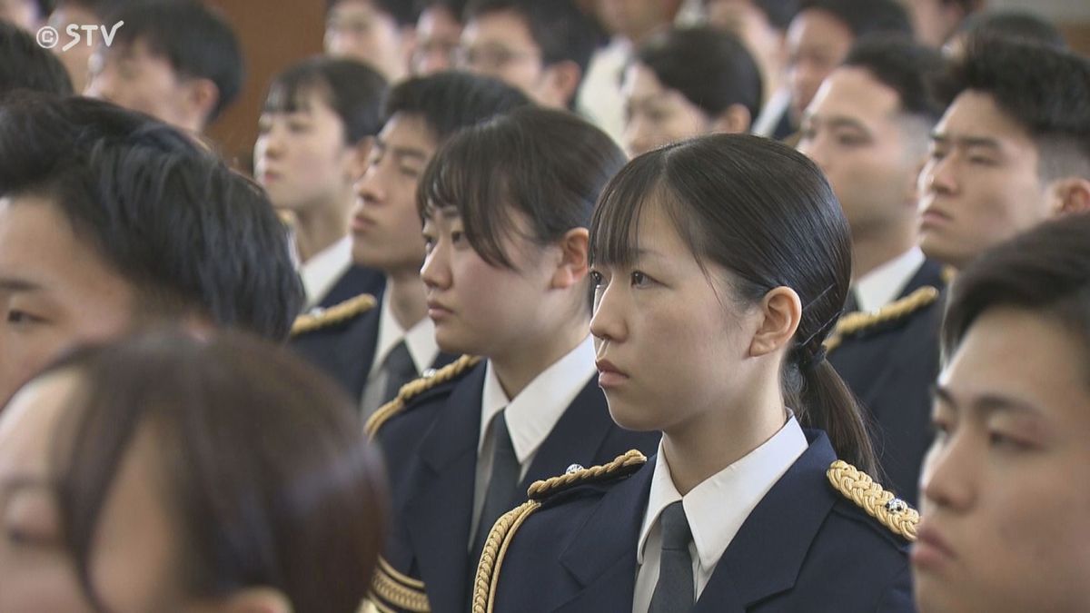 「全力を尽くします」警察学校の初任科で卒業式　男女合わせて１７８人が警察官に　北海道