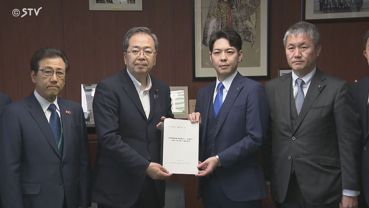 北海道知事＆札幌市長がそろって国交大臣訪問　新幹線札幌延伸早期開業に切なる要望