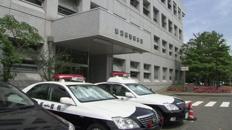 免許証の提示を拒否　国道でスピード違反の男を逮捕　覆面パトカーが警戒中《新潟》