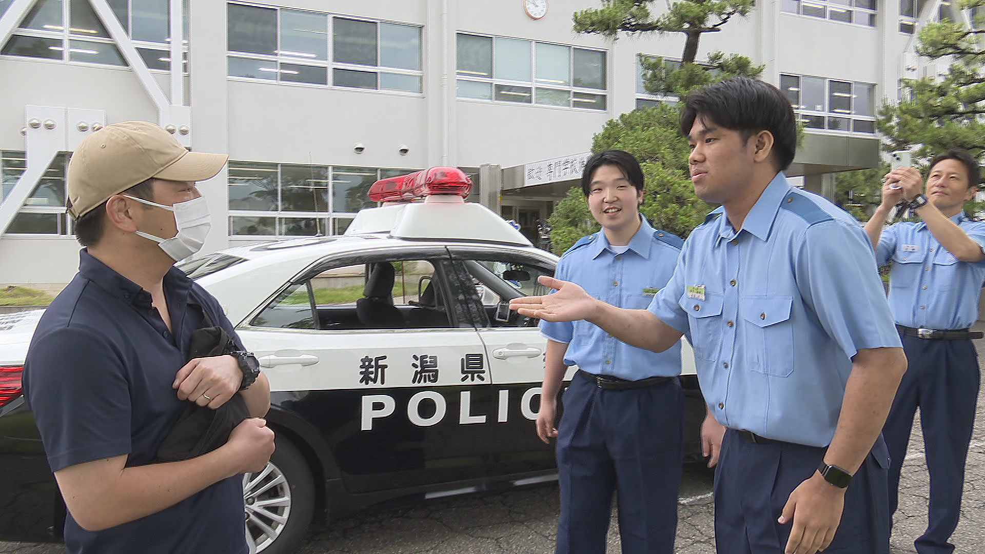 職務質問や鑑識作業…警察官の仕事を専門学校生が体験 人材確保へ警察