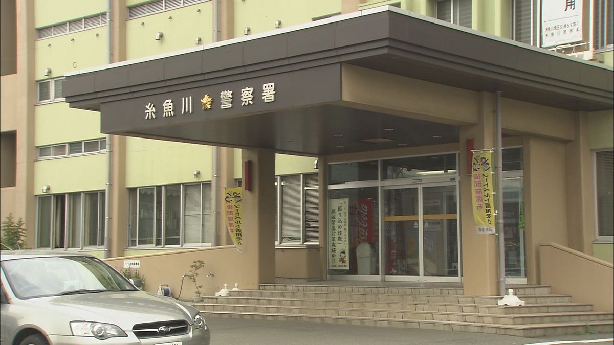 糸魚川市の田んぼで車両が炎上 燃えた車両から身元不明の1人の遺体見つかる《新潟》