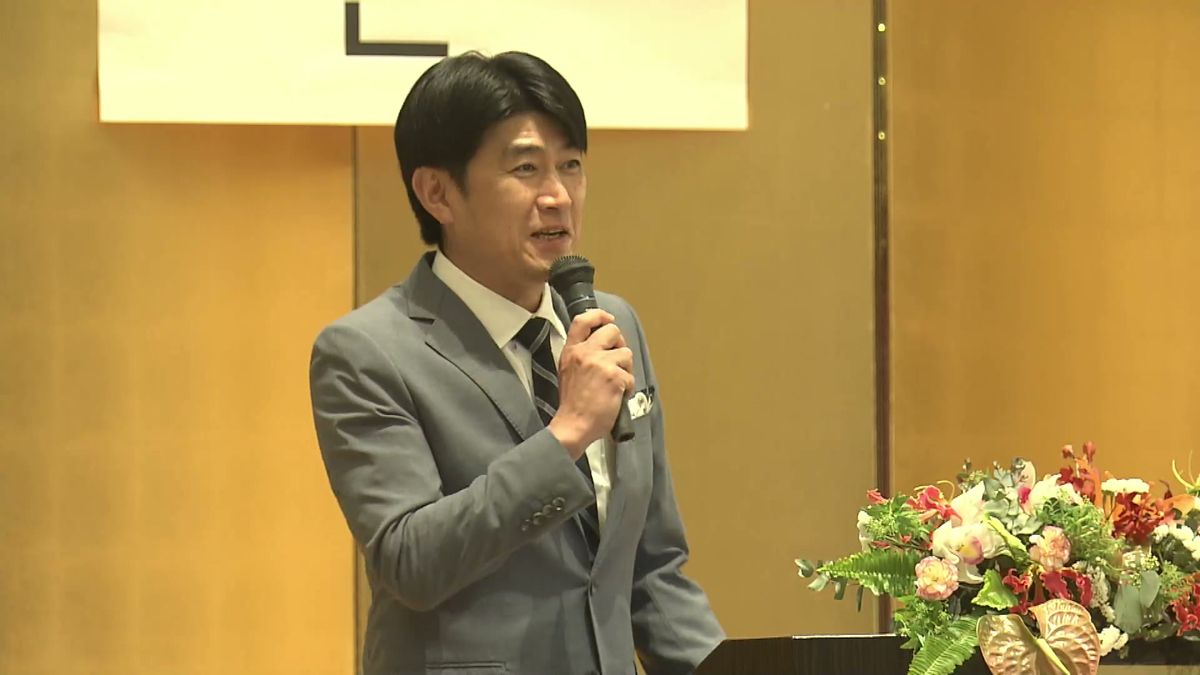 フリーアナウンサー藤井貴彦さんが新潟市で講演「大切なのは表情」　テーマは“想いの伝え方” 《新潟》