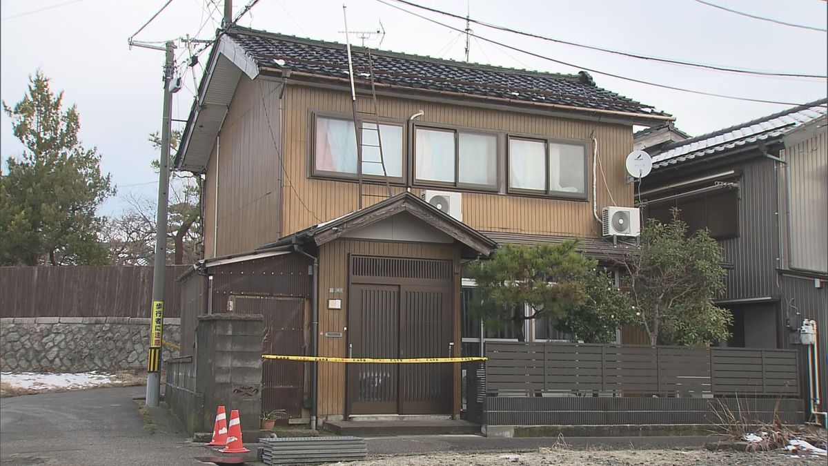 88歳の母親の首を絞めて殺害しようとした疑い　62歳の男を逮捕　母親が死亡　「母親の首を絞めてしまいました」と自ら通報《新潟》