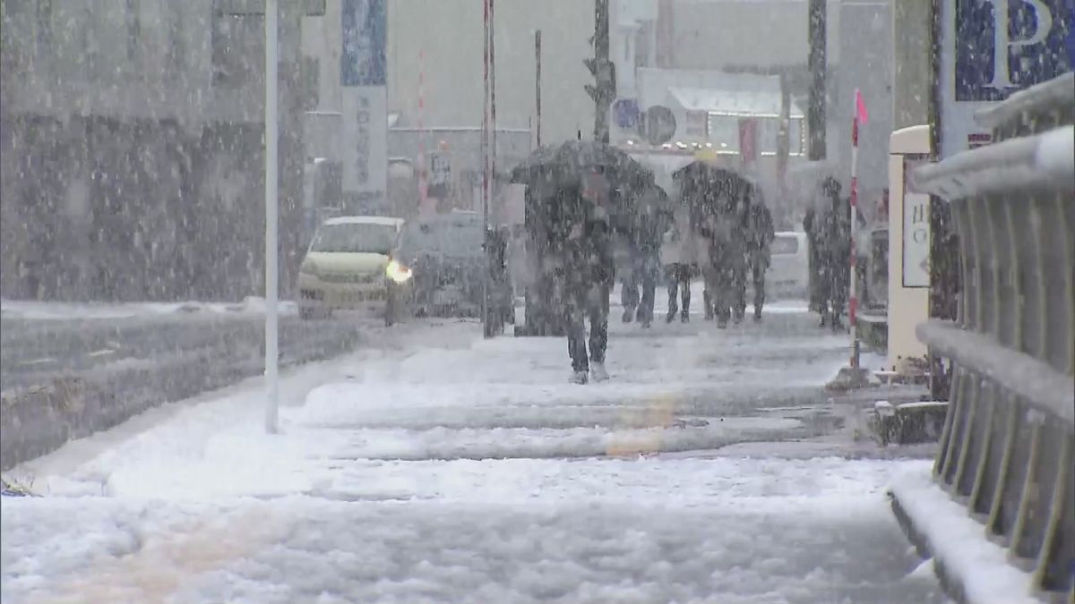 山沿いを中心に平地でも雪　警報級の大雪となるおそれも　交通障害などに注意・警戒 《新潟》