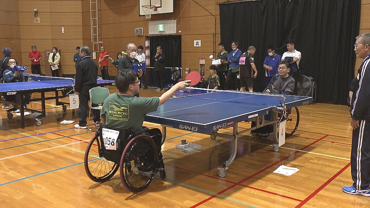 選手たちが熱い戦い　大分県障がい者スポーツ大会卓球競技