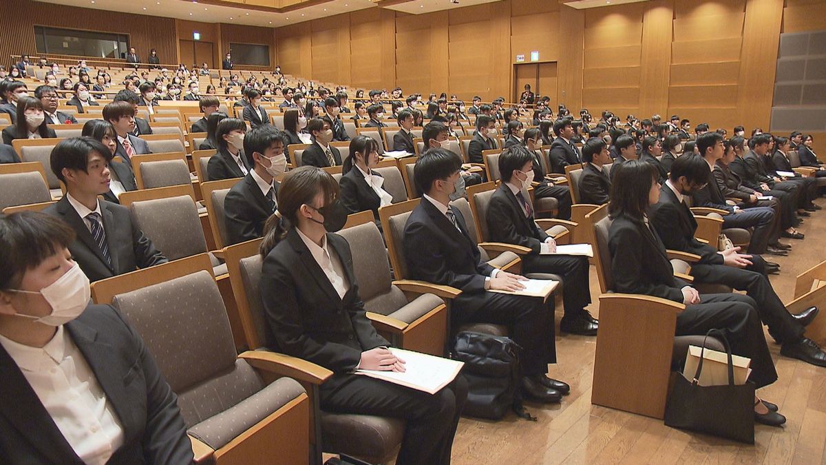 ITや医療など学ぶ専門学校で合同入学式　106人が新生活スタート　大分